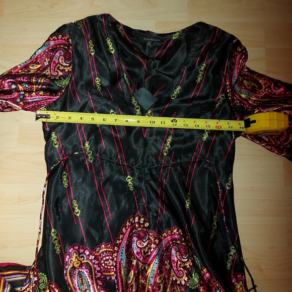 Coco & Tashi Silky Sharkbite Dress - Picture 10 of 10